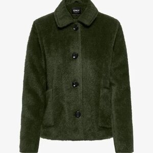 Like new green sweater.